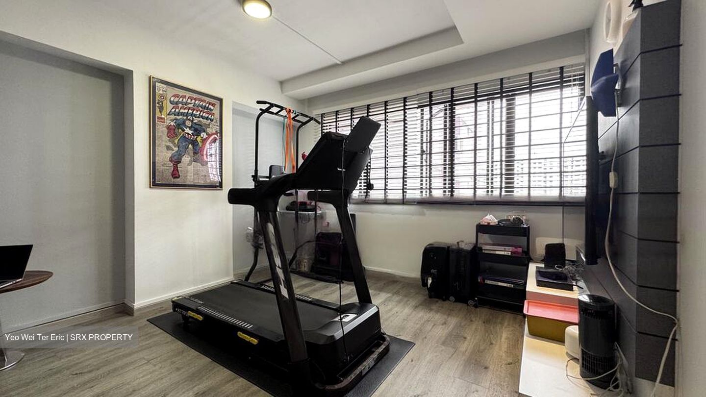 Blk 560 Hougang Street 51 (Hougang), HDB Executive #475174621
